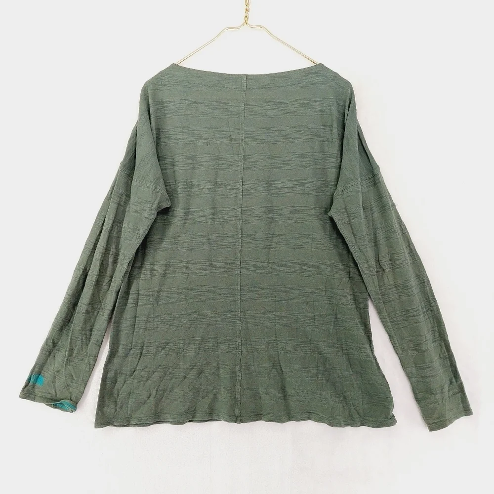 The North Face Green Boat Neck Long Sleeve Activewear T-Shirt P6563